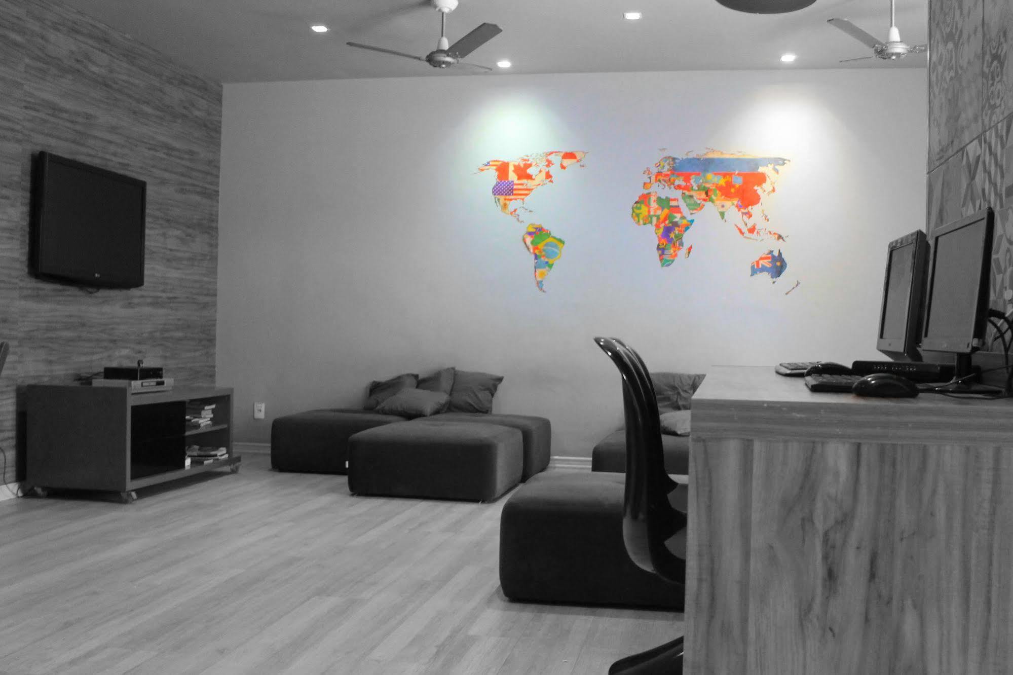 Beach Backpackers Hostal